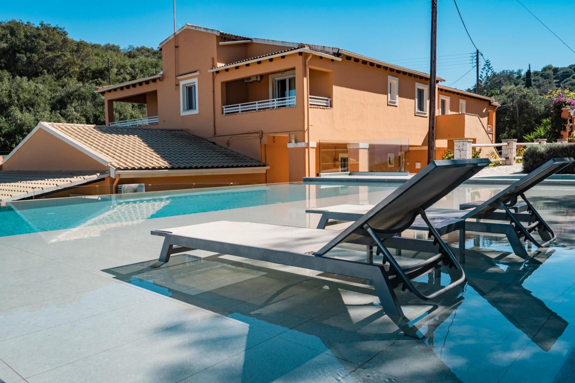 Pyramid City Apartments Agios Spyridon  Extérieur photo